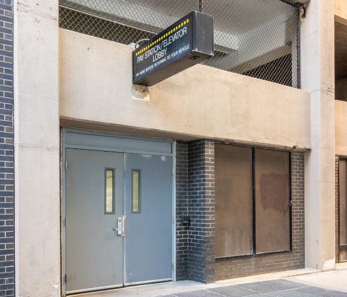 Midtown Garage | iParkit Minneapolis Parking