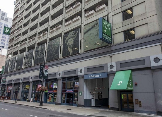 Parking Garage/Apartments. Downtown Chicago.  Downtown chicago, Garage  apartments, Parking garage