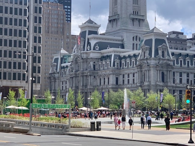 Love Park Garage Jfk Plaza Parking Philadelphia Iparkit